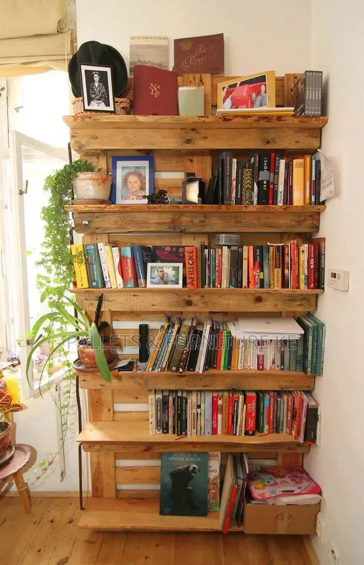 Books Haven Stand