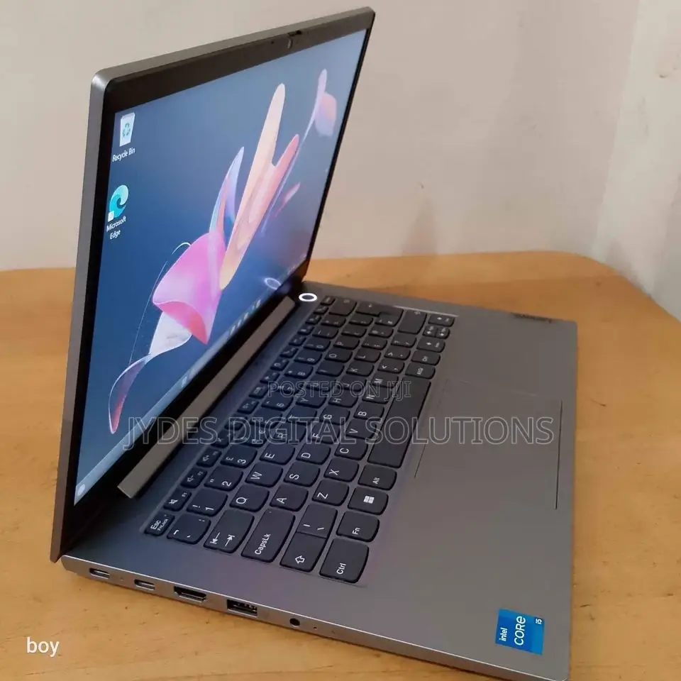Laptop Lenovo Thinkbook 14 16GB AMD Ryzen 5 SSD 512GB