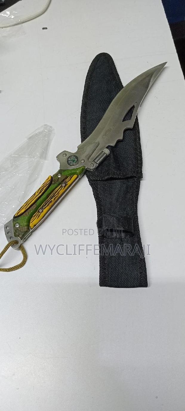 Heavy Duty Stylish Camping Knife - main view