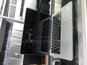 Laptop Apple MacBook Pro 2015 8GB Intel Core I5 SSD 500GB