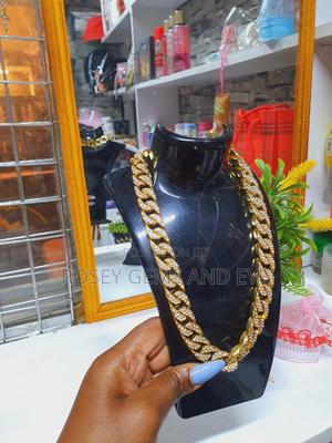 Iced Chain - main view