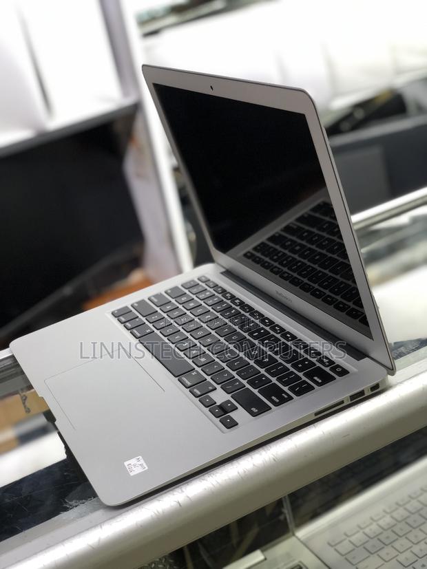 Laptop Apple MacBook Air 2017 8GB Intel Core I7 SSD 256GB - thumbnail 4