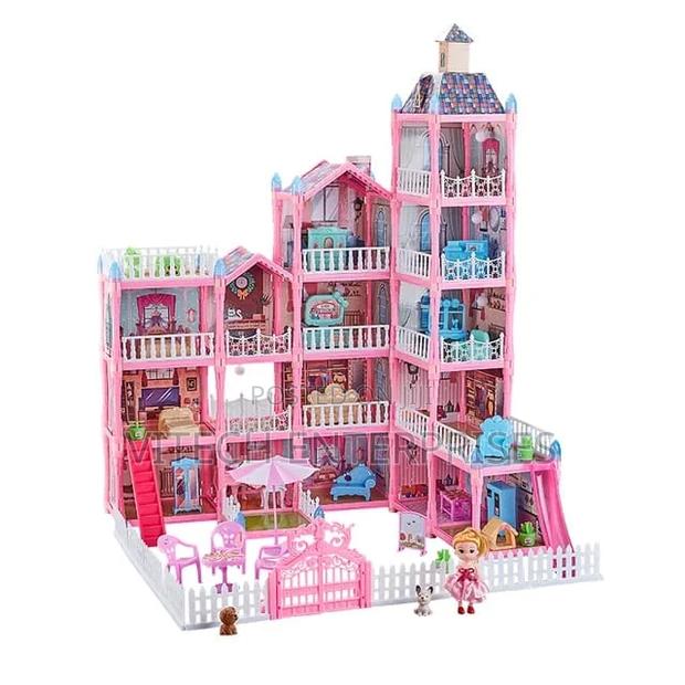 379pcs Doll House Villa Playset - main view