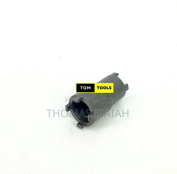 Universal Clutch Lock Nut Spanner Remover Socket Wrench - main view