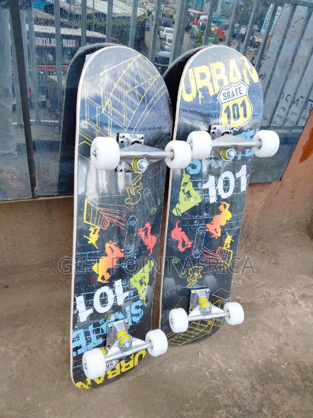 Professional Skateboards Skatesboard With Rubber Wheels - main view