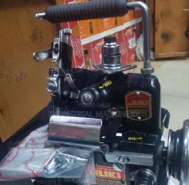 Overlock Sewing Machine -- Super Select - main view