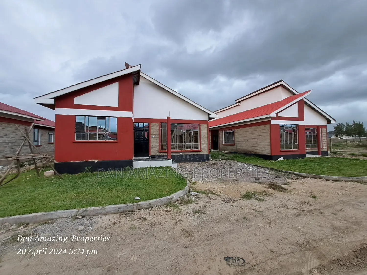 3bdrm Bungalow in Gated All Ensuite, Malaa for sale