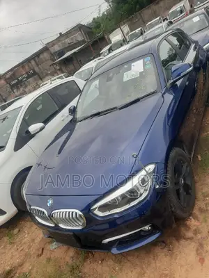 BMW 118i 2017 Blue