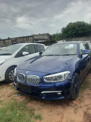BMW 118i 2017 Blue