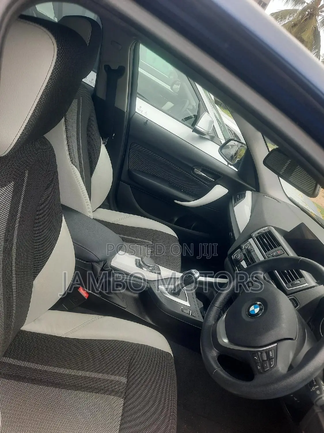 BMW 118i 2017 Blue