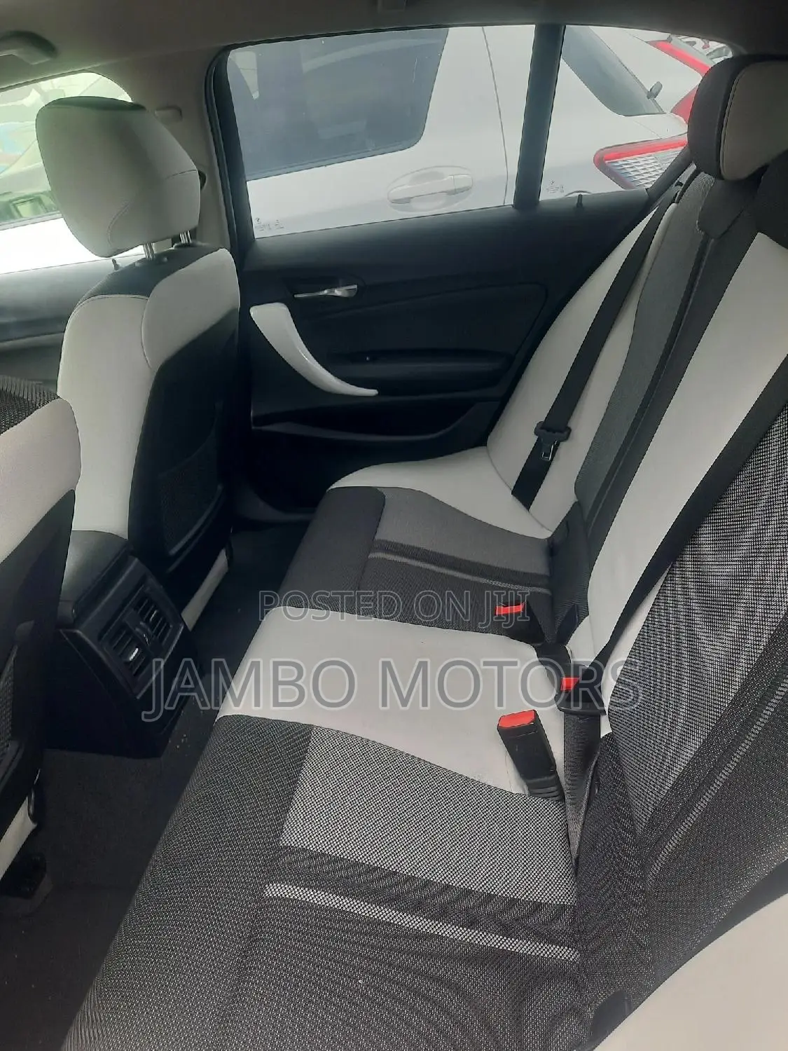 BMW 118i 2017 Blue