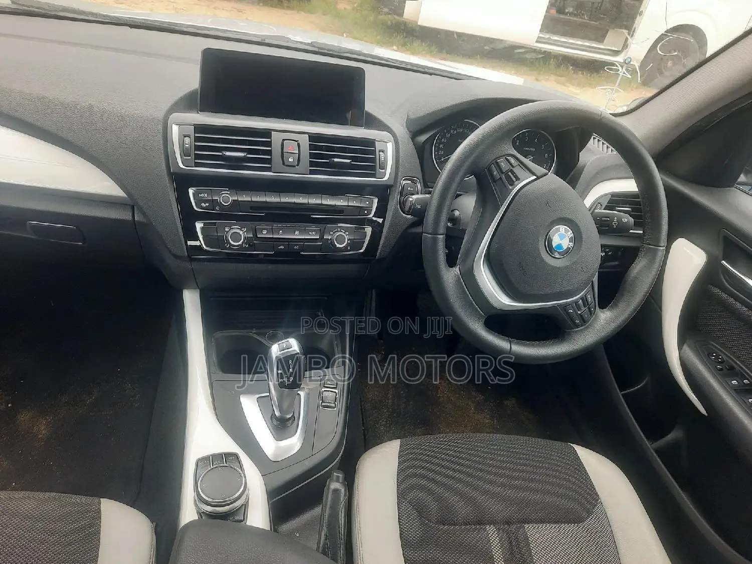 BMW 118i 2017 Silver