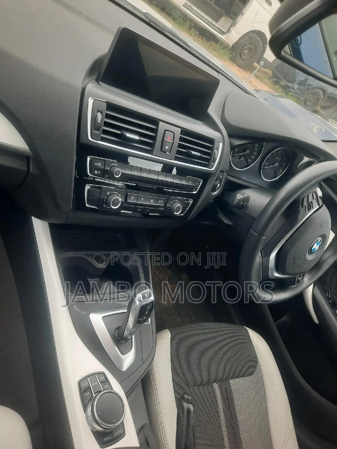BMW 118i 2017 Silver