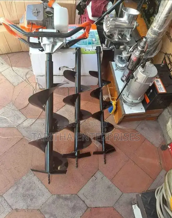 Earth Auger Drill Machine