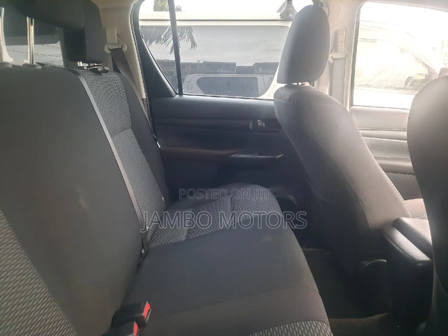 Toyota Hilux 2017 Silver