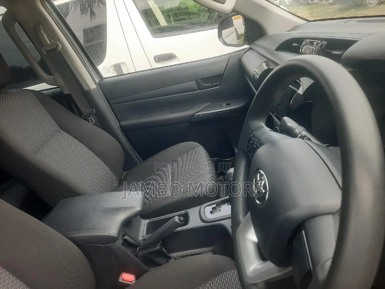 Toyota Hilux 2017 Silver