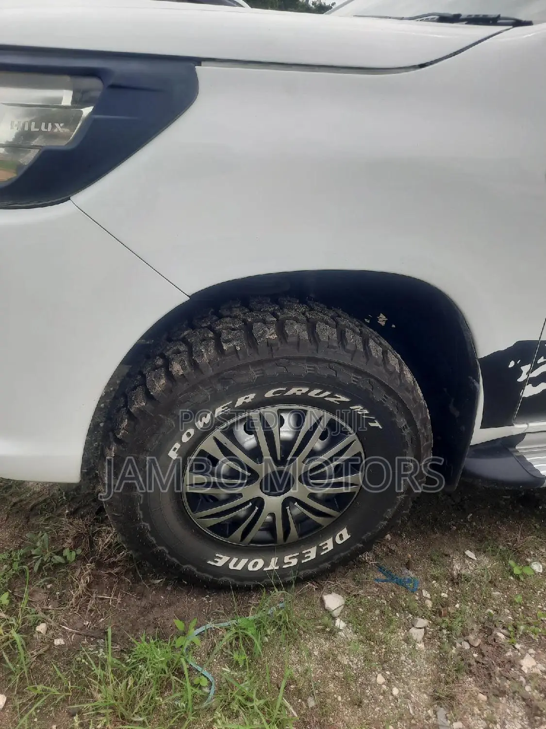 Toyota Hilux 2017 White