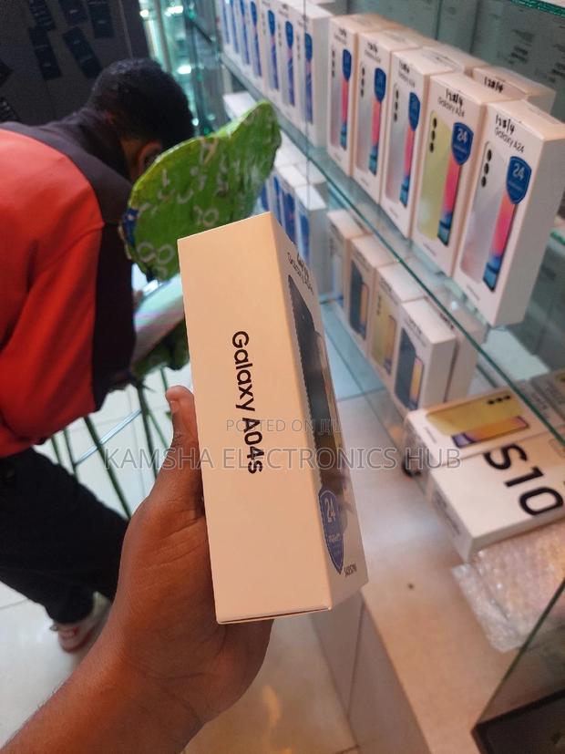 New Samsung Galaxy A04s 64 GB Gray - thumbnail 2