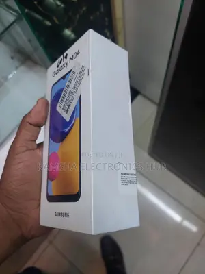 New Samsung Galaxy M13 64 GB Silver