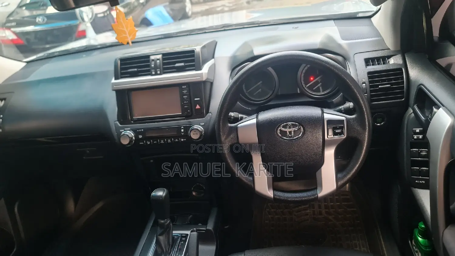 Toyota Land Cruiser Prado 2017 Silver
