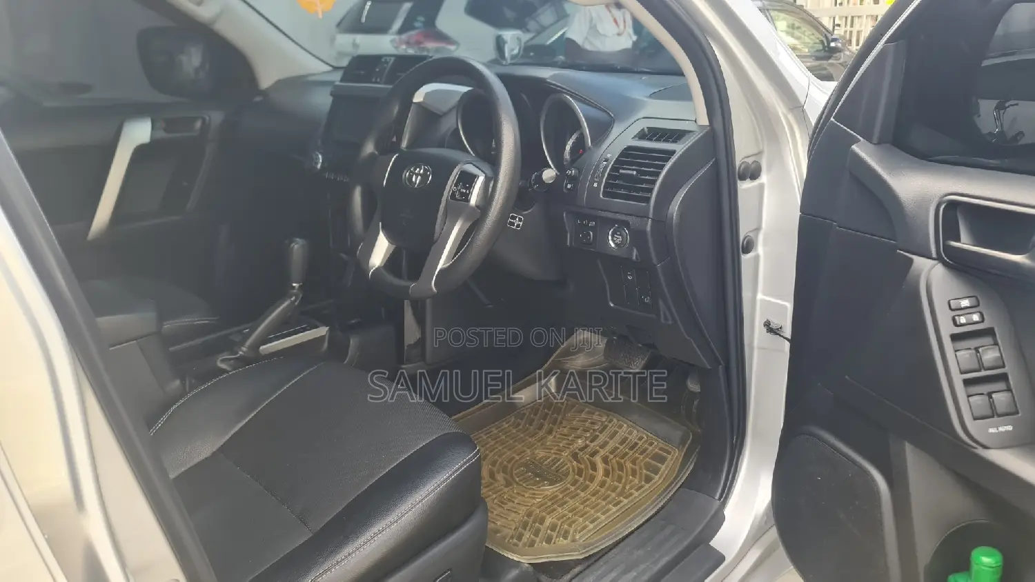 Toyota Land Cruiser Prado 2017 Silver