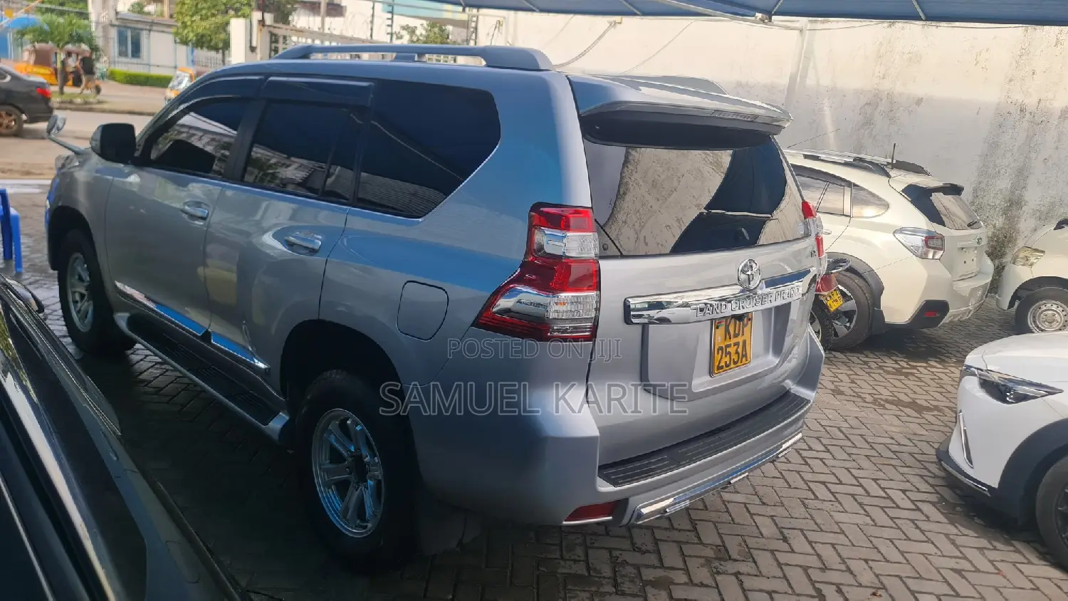 Toyota Land Cruiser Prado 2017 Silver