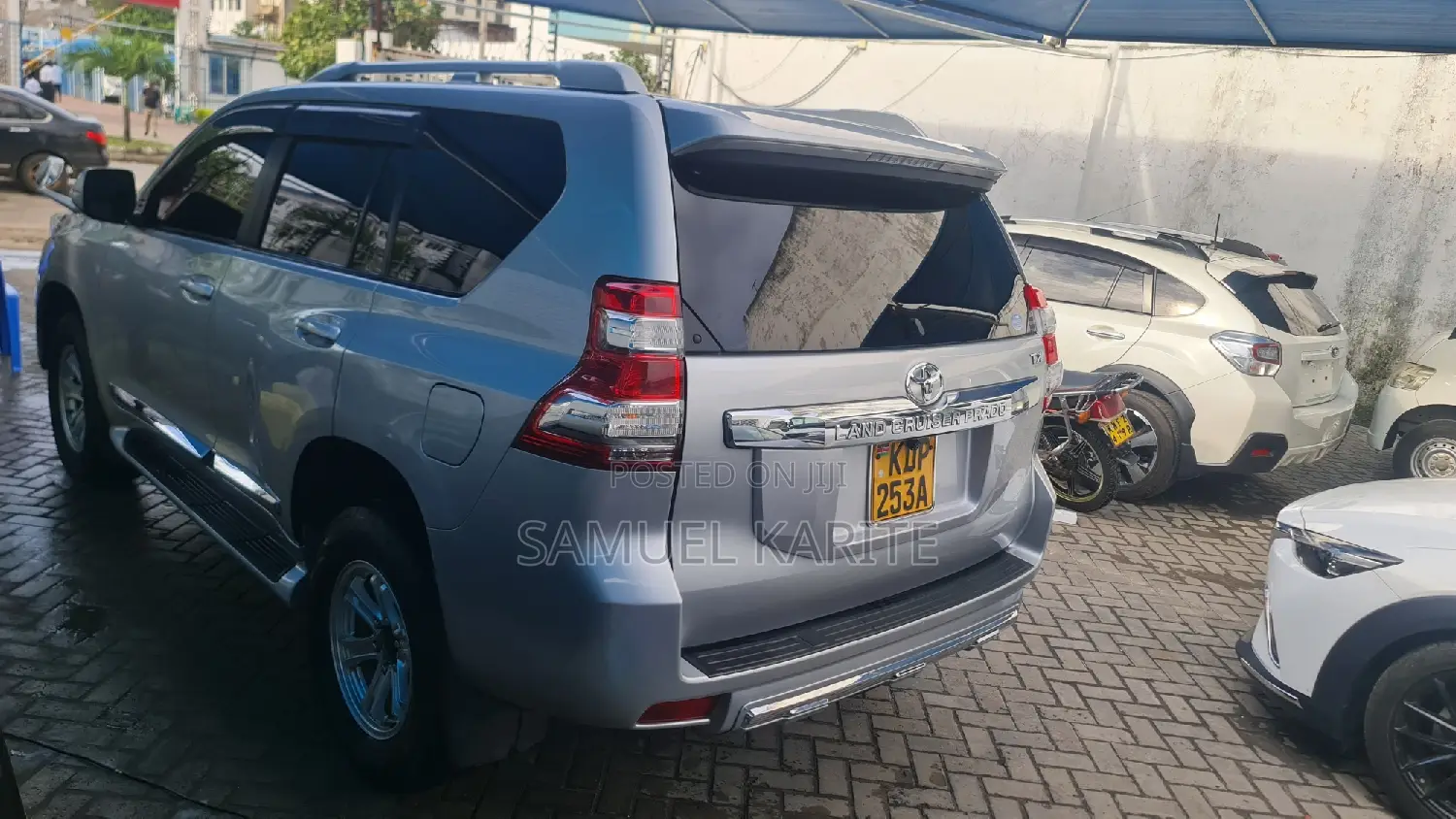 Toyota Land Cruiser Prado 2017 Silver