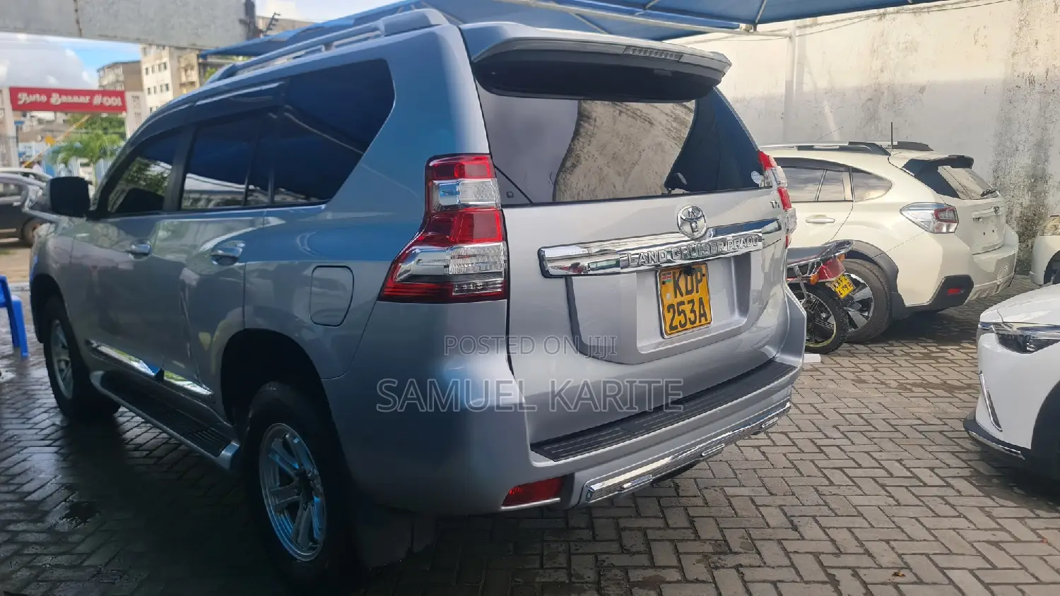 Toyota Land Cruiser Prado 2017 Silver