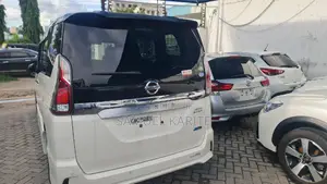 Nissan Serena 2017 White