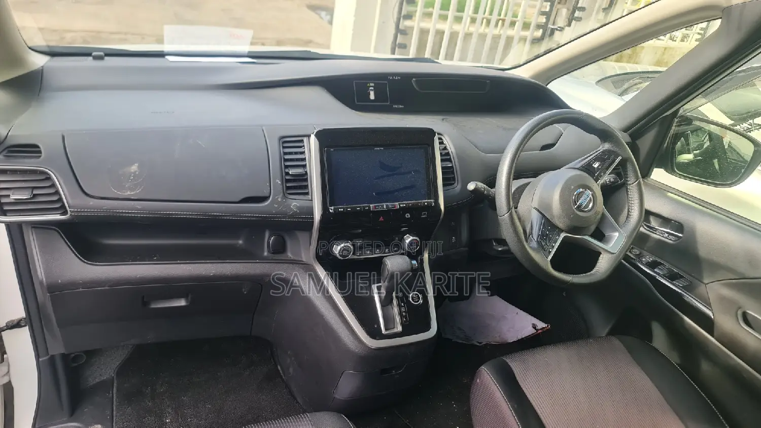 Nissan Serena 2017 White