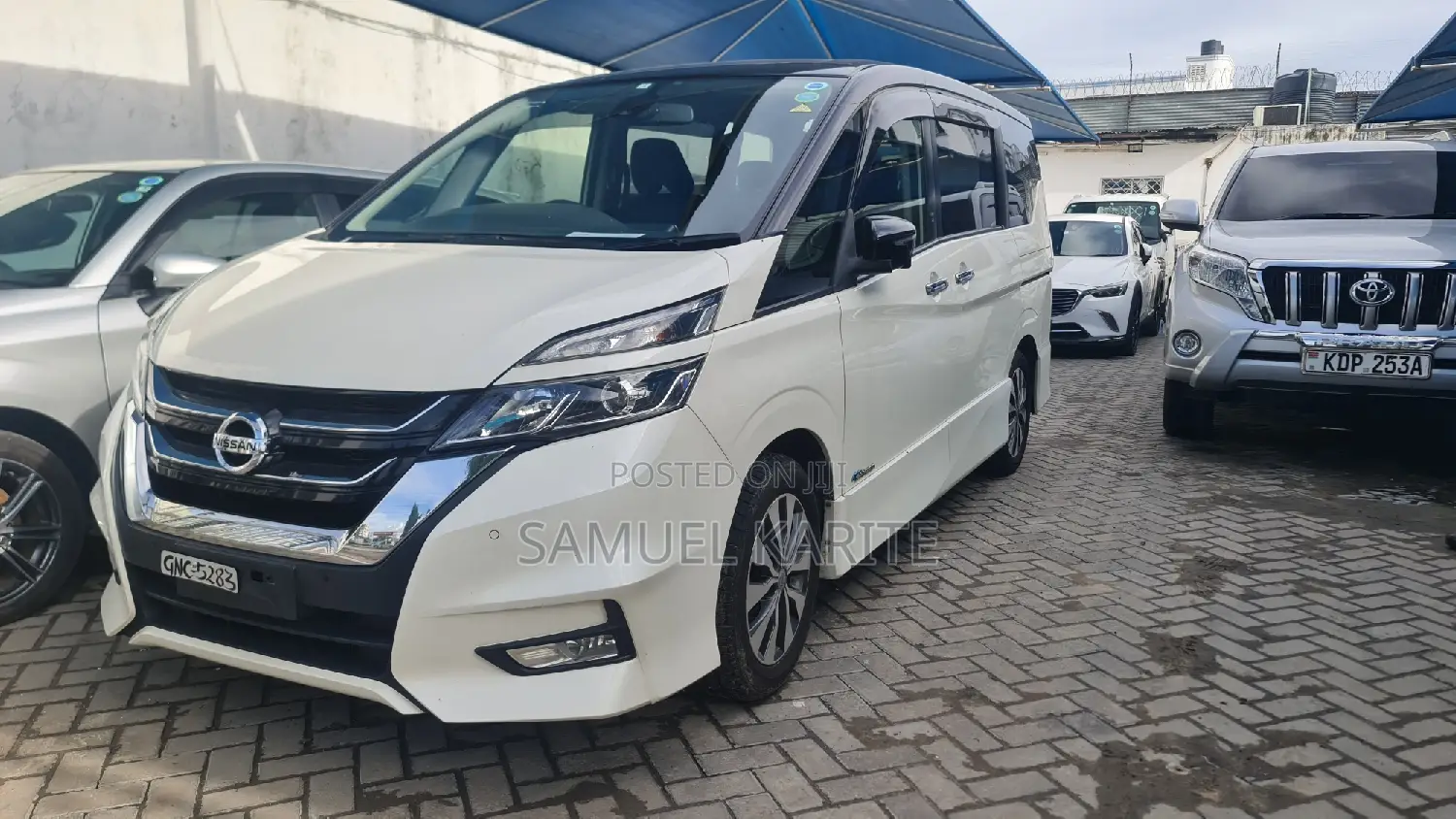 Nissan Serena 2017 White