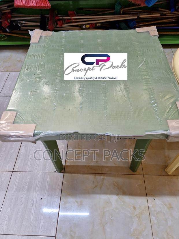 Square Resturant Plastic Tables - thumbnail 2