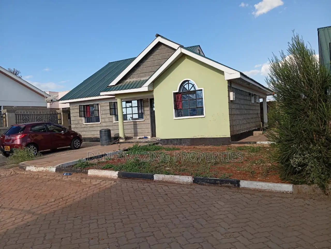 3bdrm Bungalow in Rockwell, Malaa for sale