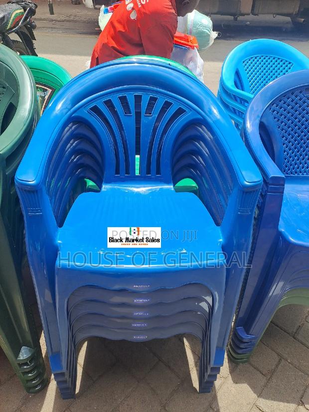 Kenpoly Plastic Chair - main view