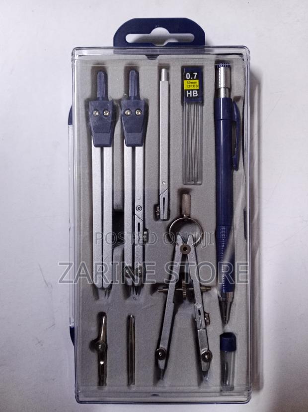 Engineering Geometric Set