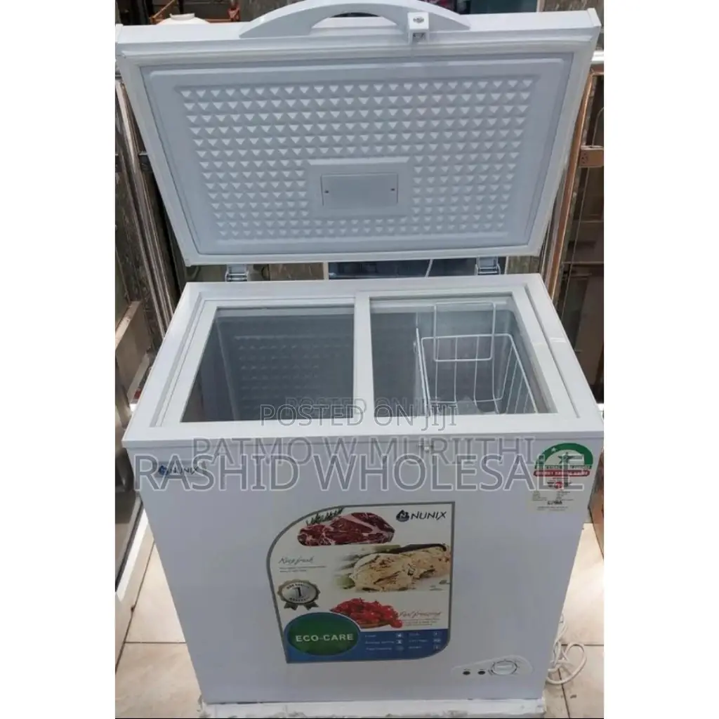 ✓ 150L Chest Freezer