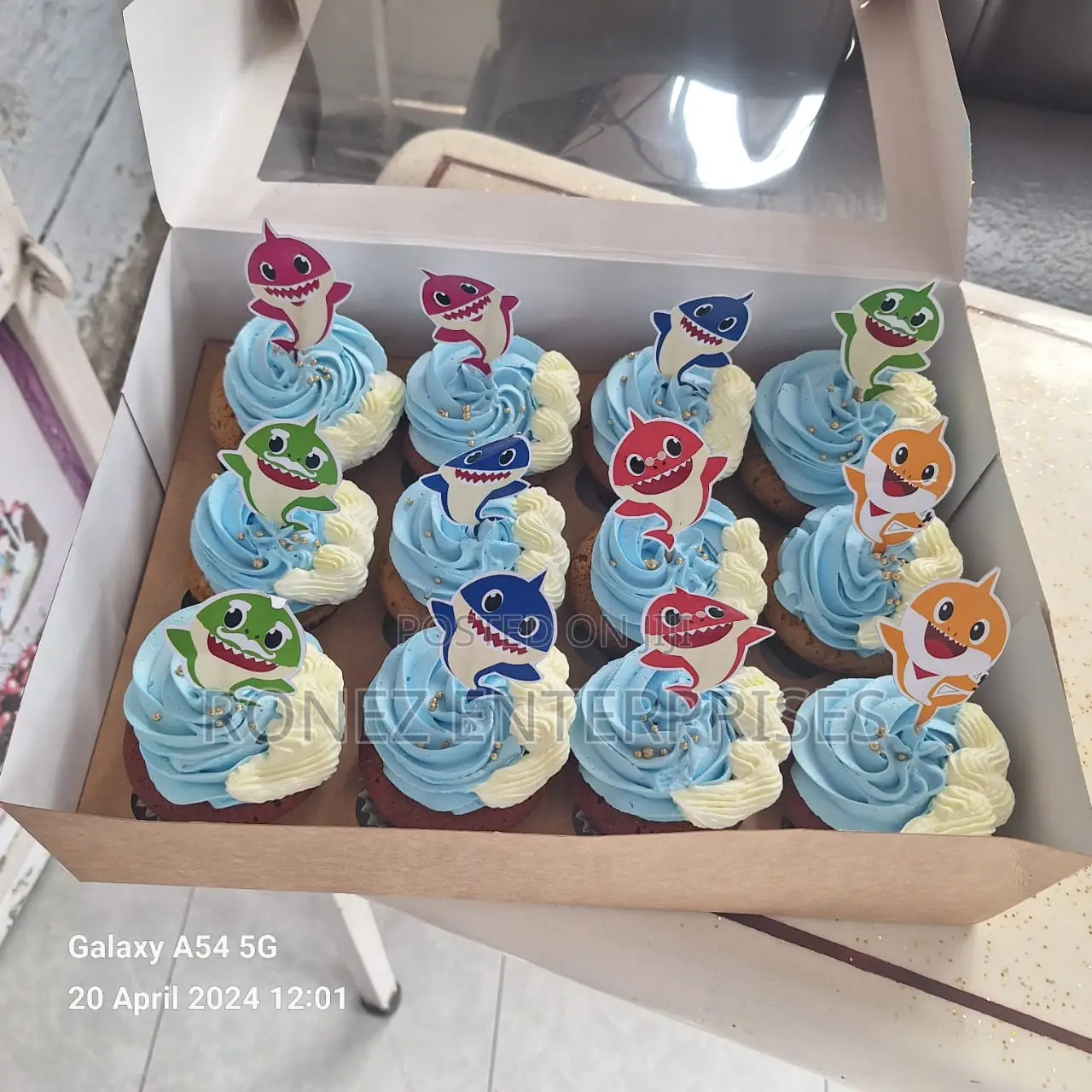Customized Cupcakes (Baby Shark)
