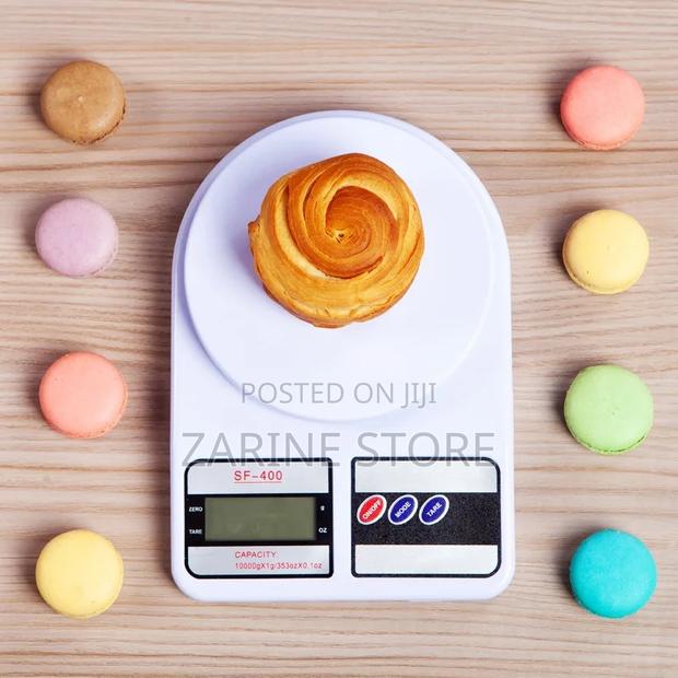 10kgs Digital Kitchen Scale SF-400 + Batteries - main view