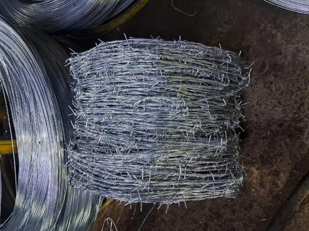 Barbed Wire- 480mts - thumbnail 2