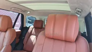 Land Rover Range Rover Vogue 2018 Blue