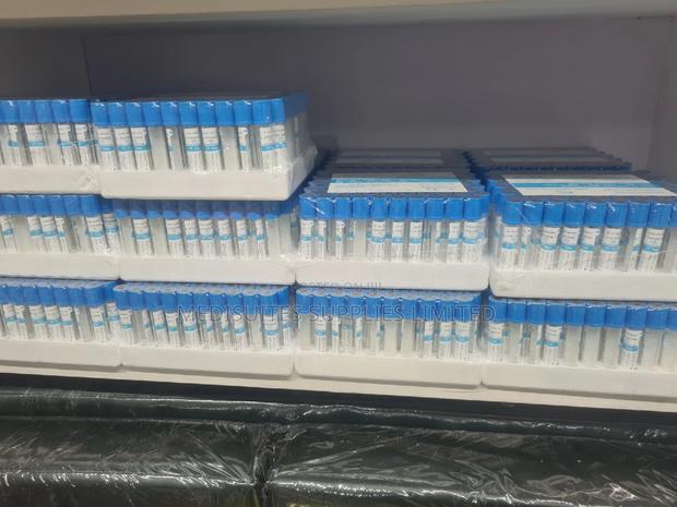 Blue Top Vacutainer. - thumbnail 3