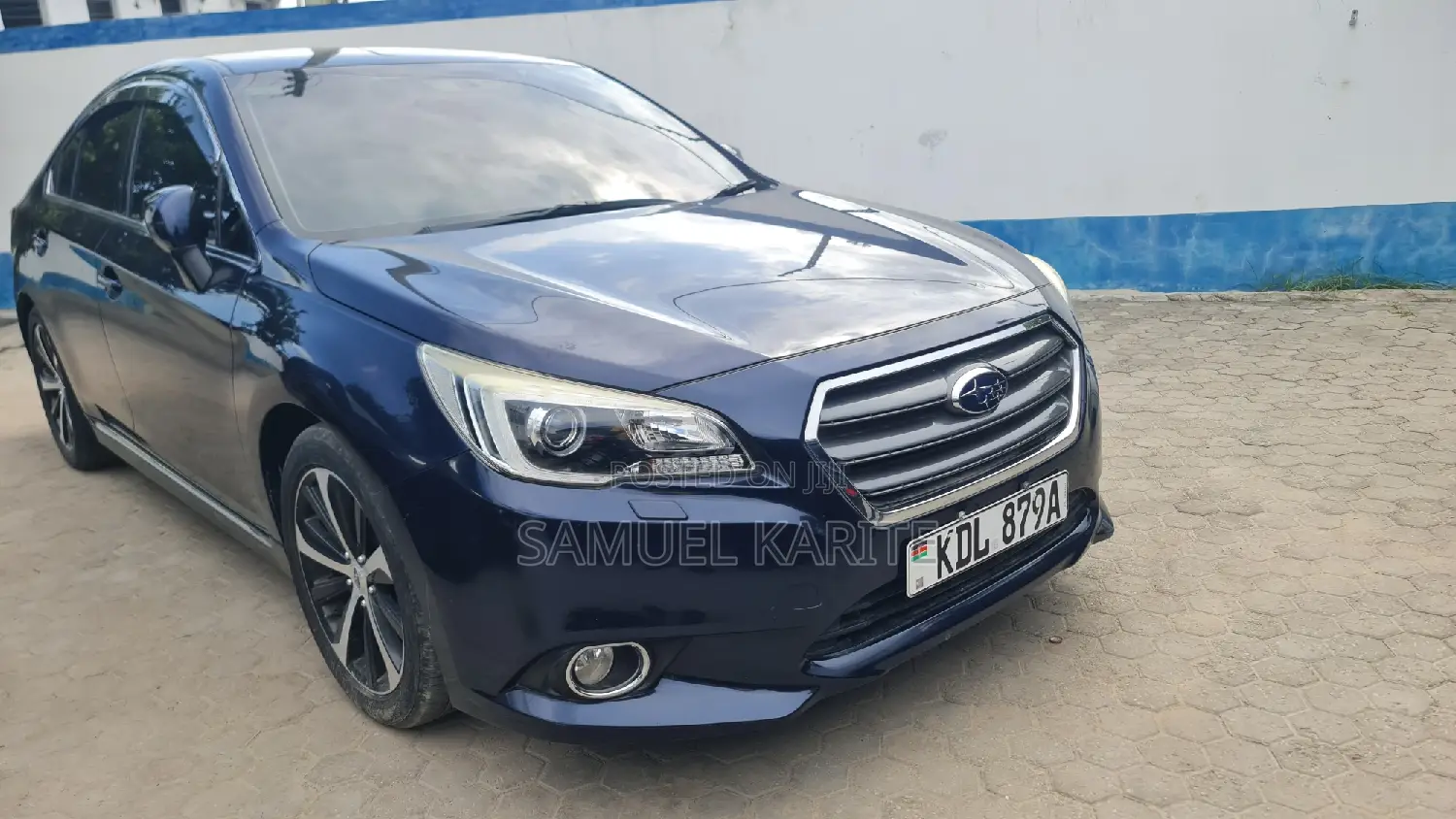 Subaru Legacy 2016 Blue