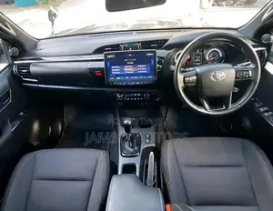 Toyota Hilux 2017 Black