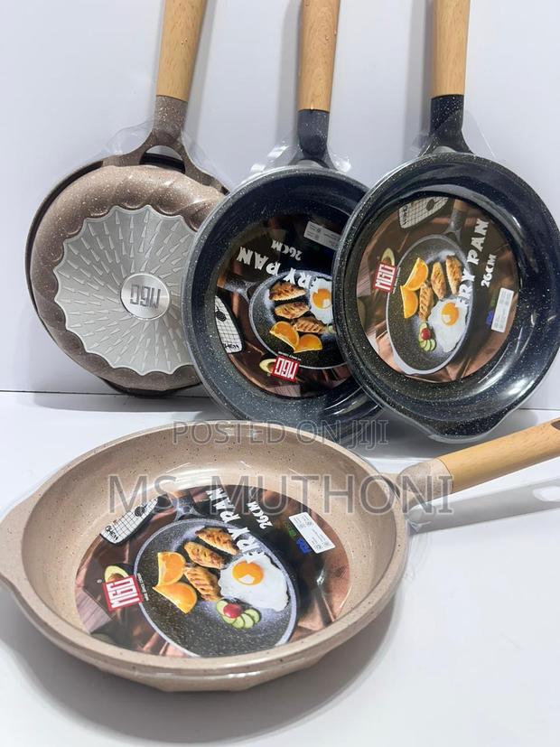 MGC Co. HEAVY GAUGE Granite Frying Pan Now Available*