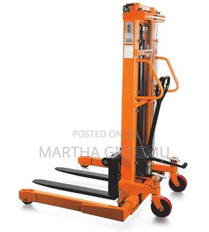 Heavy Duty 2000kgs Manual Stacker - thumbnail 2