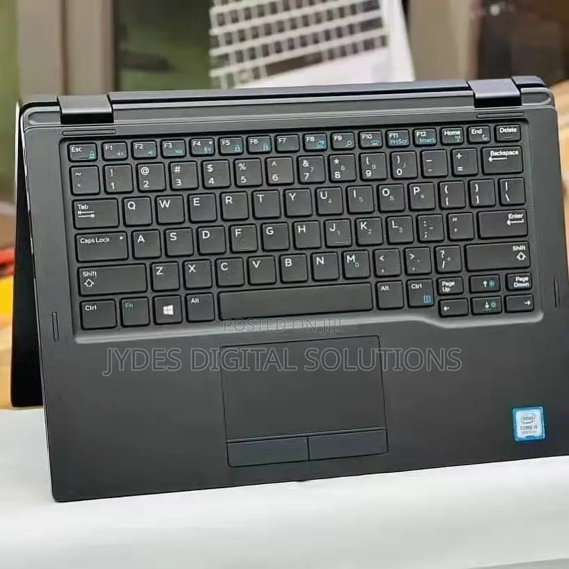 Laptop Dell Latitude 7390 18GB Intel Core I5 SSD 256GB