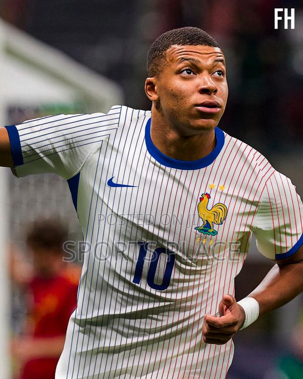 France Away Kit Euro 2024 - thumbnail 3