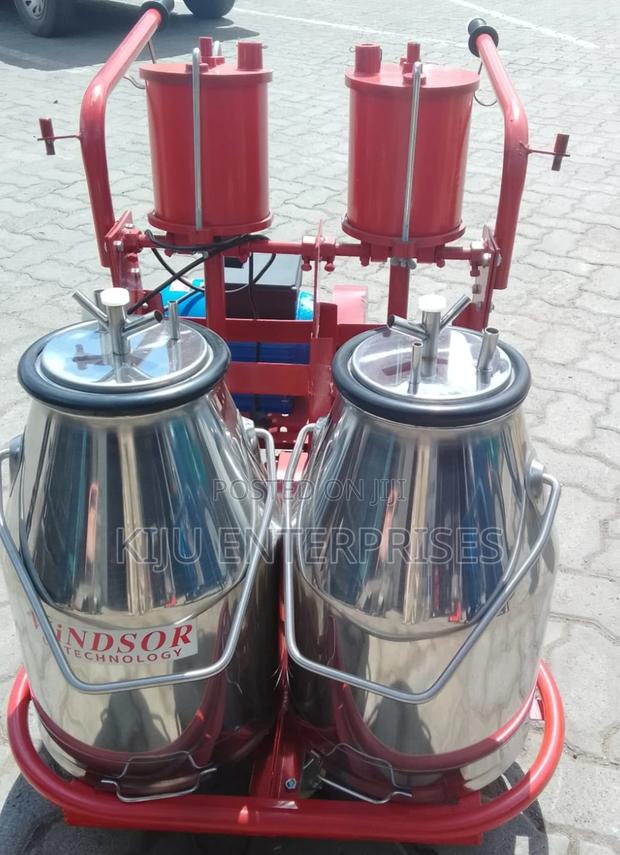 Windsor Brand 2 Bucket Electric Powered
