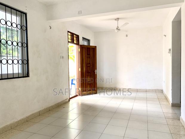 2bdrm Apartment in Nyali for rent - thumbnail 13