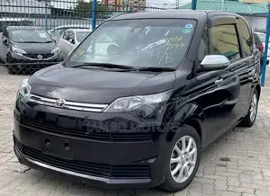 Toyota Spade 1.5 2017 Gray